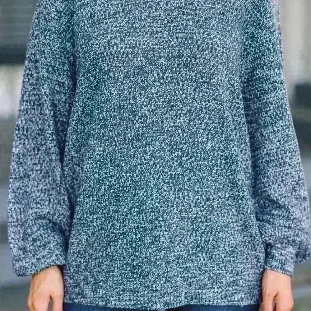The Slouchy Teal Blue Bubble Sleeve‎ Sweater Sz Small NewWith Tags